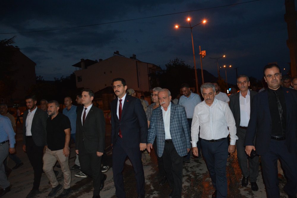 KADİM ŞEHİR PALU’DA 15 TEMMUZ ŞEHİTLERİ SAYGIYLA ANILDI